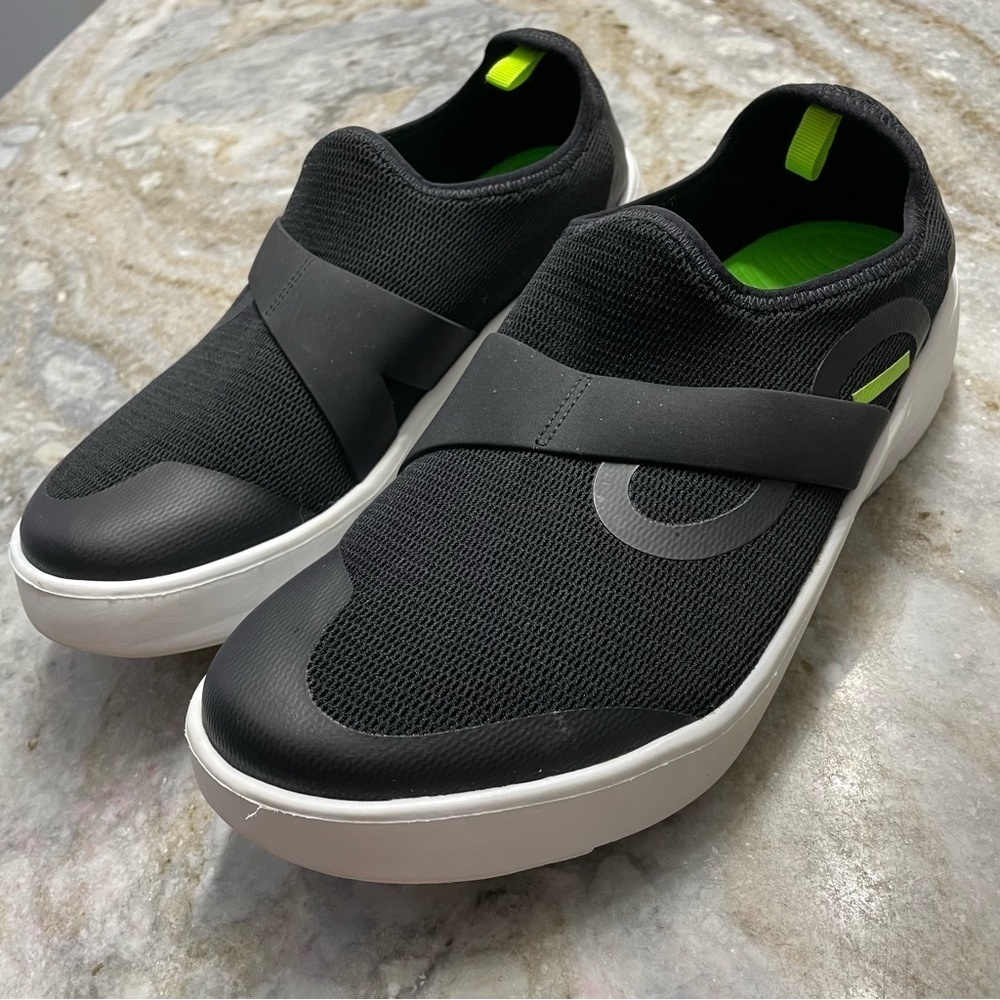Oofos OOmg Mens Mesh Low Trainers Size 9